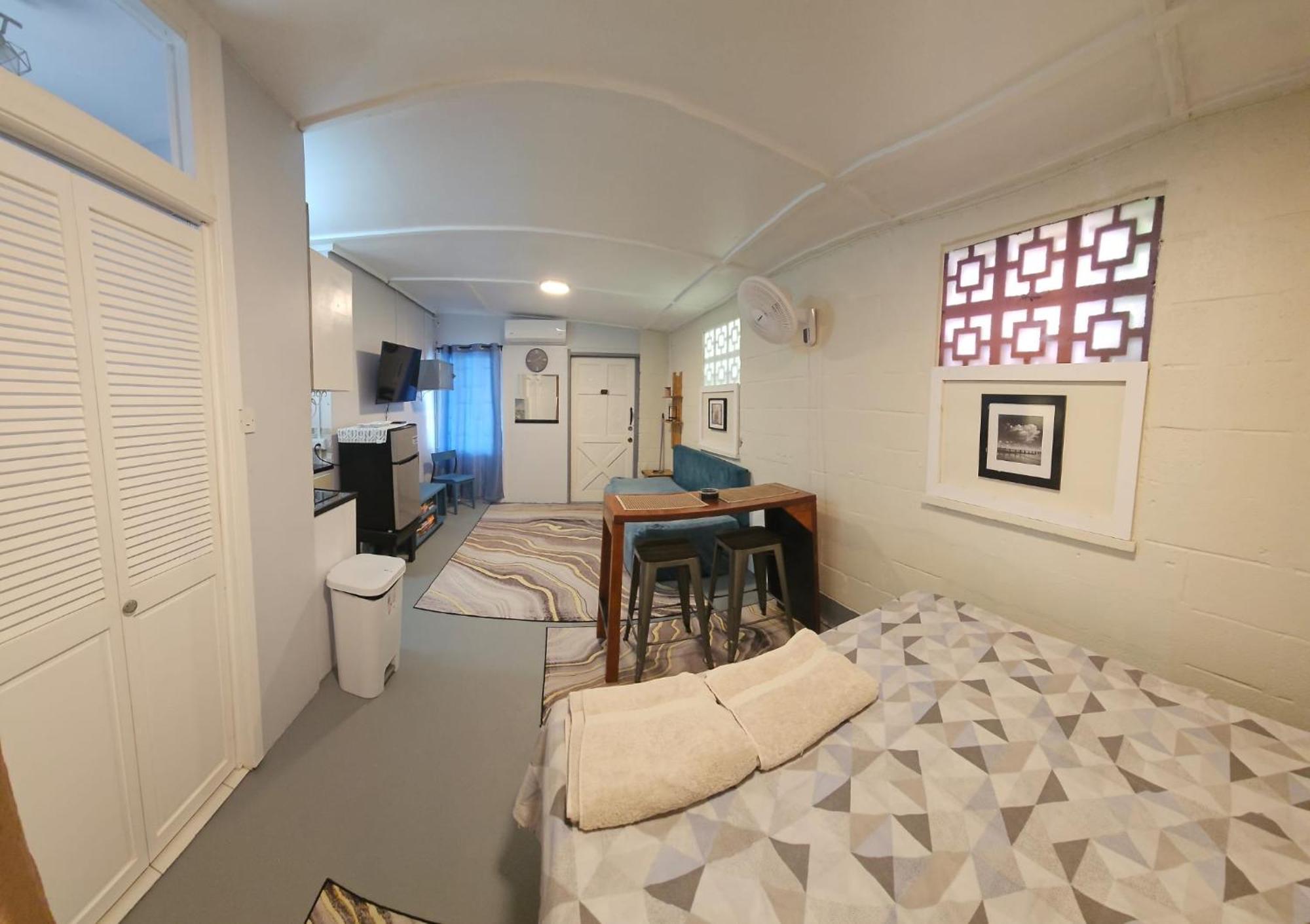 Apartament Gloria'S Mini Hideaway Christ Church Zewnętrze zdjęcie