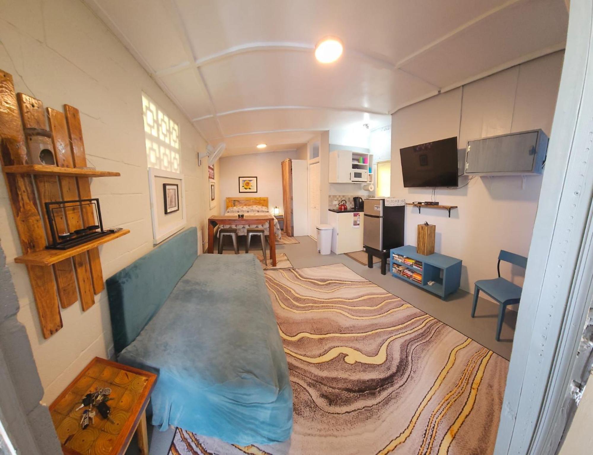 Apartament Gloria'S Mini Hideaway Christ Church Zewnętrze zdjęcie